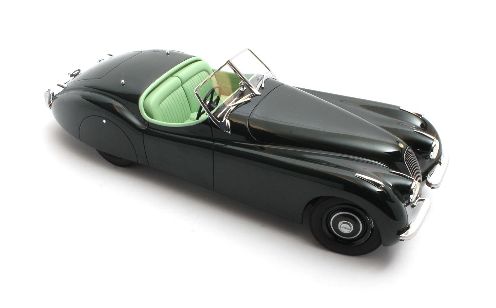 Cult Scale Jaguar XK120 OTS green 1948 – Bild 4
