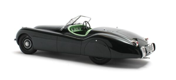 Cult Scale Jaguar XK120 OTS green 1948 – Bild 3