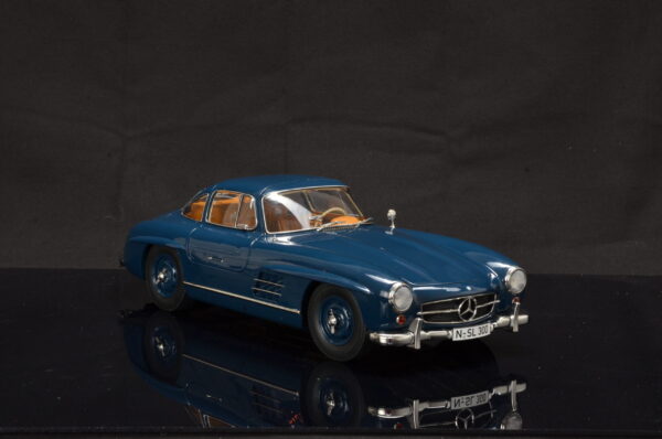 Schuco Mercedes-Benz 300 SL 1:12 – Bild 3