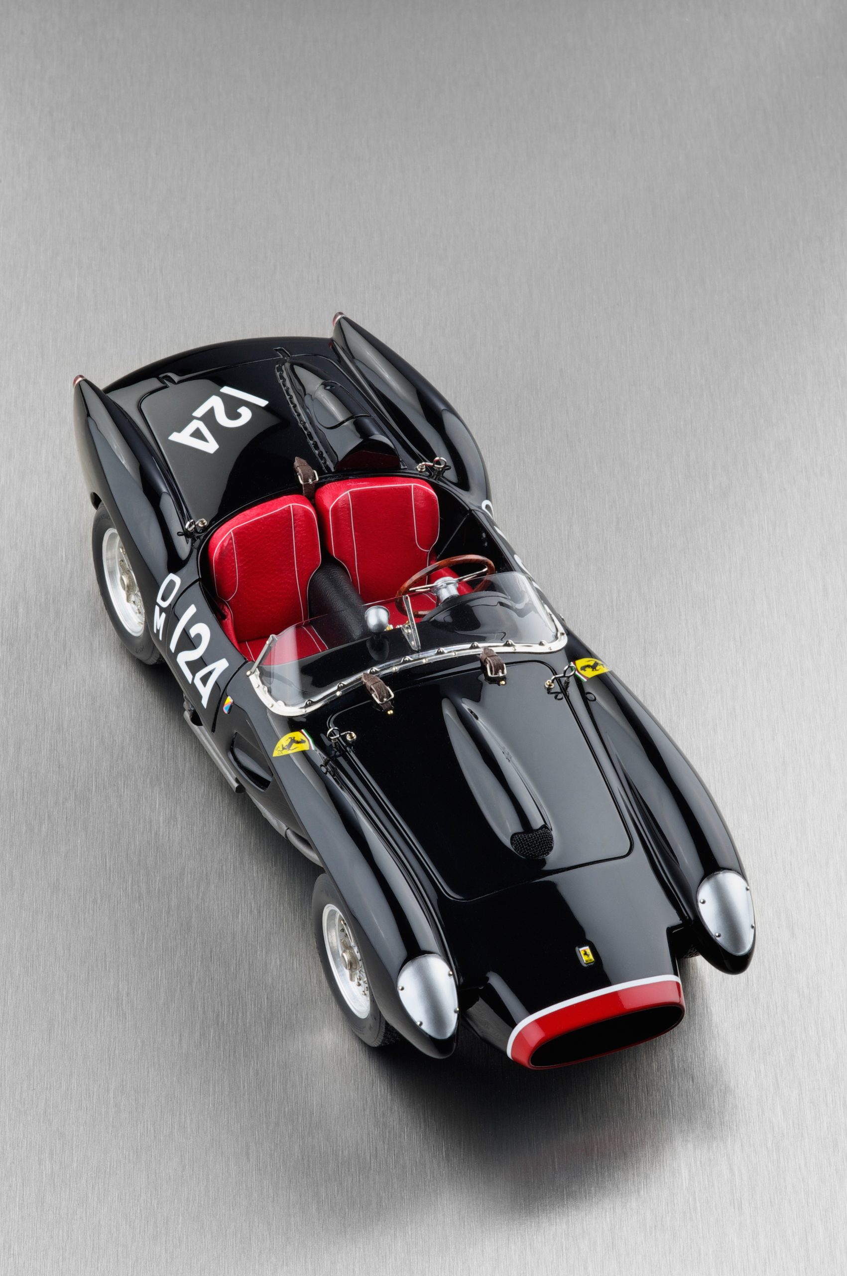 CMC Ferrari 250 Testa Rossa Pontoon Fender, Chassis 0714, #DM124, 1958 – Bild 5