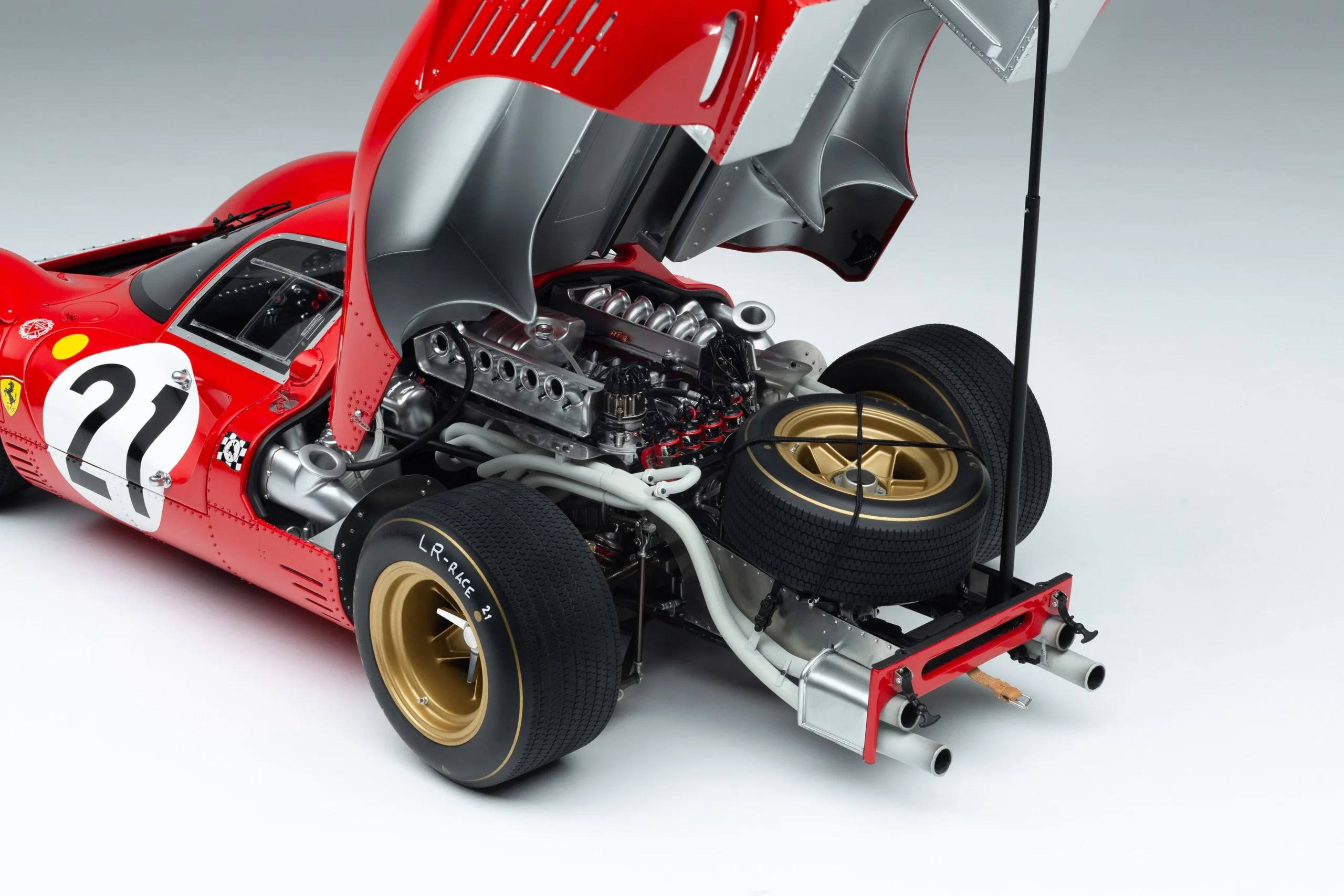 Amalgam Ferrari 330 P4 - 1967 Le Mans - 2. Platz - Klassensieger 1:8 – Bild 17