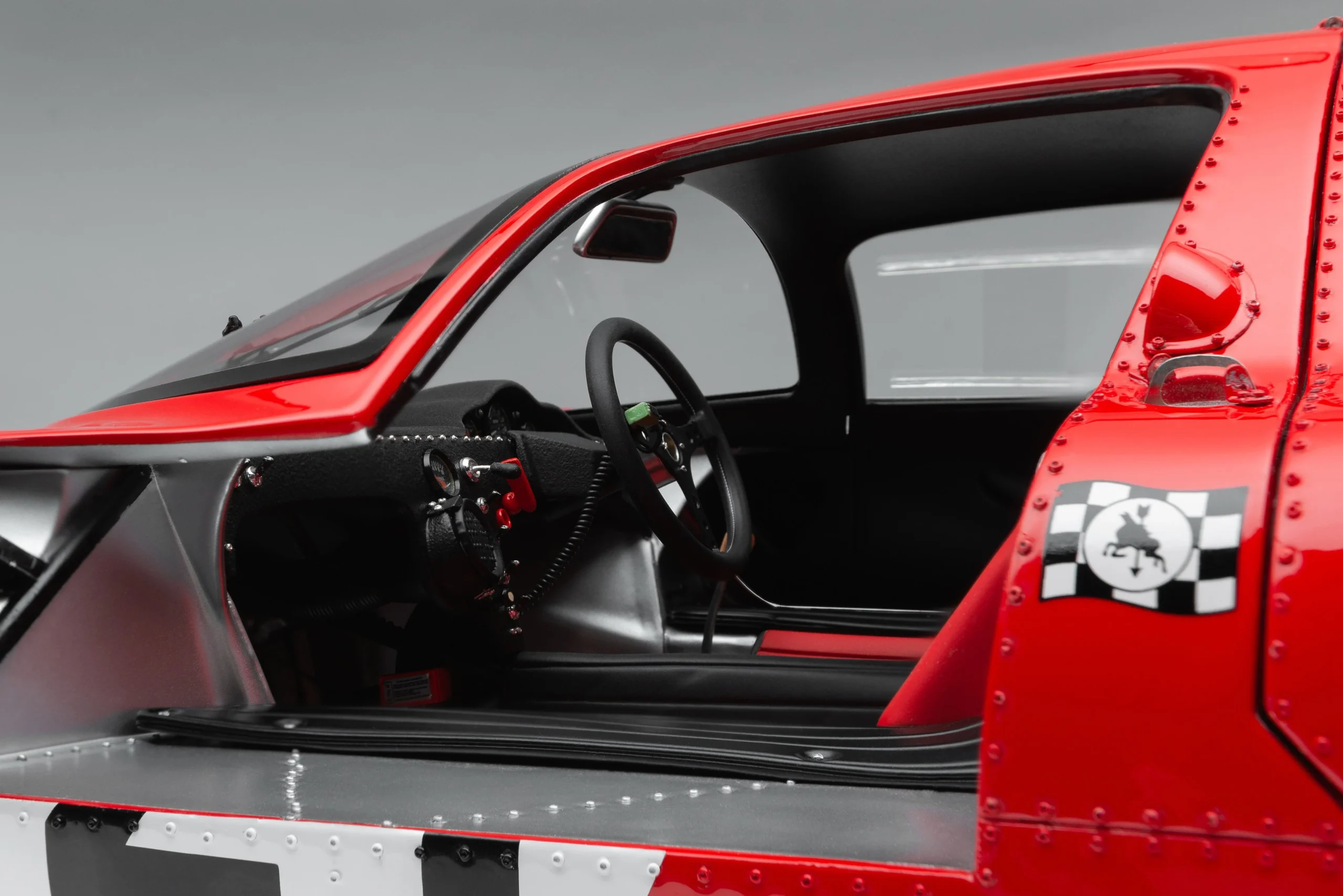 Amalgam Ferrari 330 P4 - 1967 Le Mans - 2. Platz - Klassensieger 1:8 – Bild 11