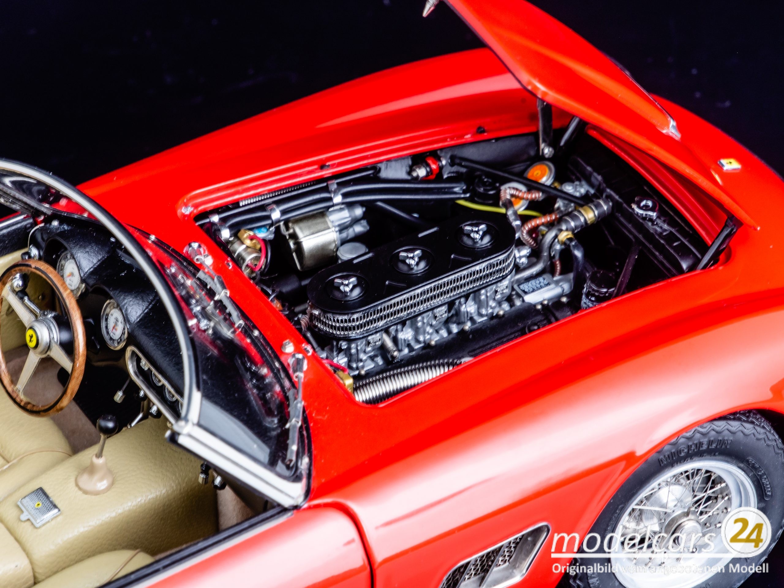 CMC Ferrari California Spyder M-091 Bild 1