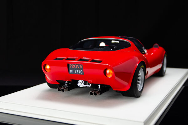 DMH Alfa Romeo 33 Coupe Stradale 1967 Museum Version 1:8 – Bild 11