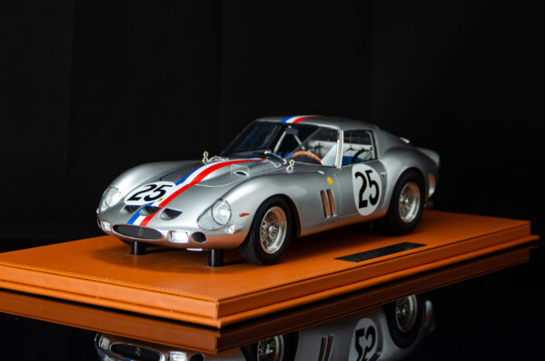Top Marques Ferrari 250 GTO Chassis 4153GT 1:12 – Bild 4