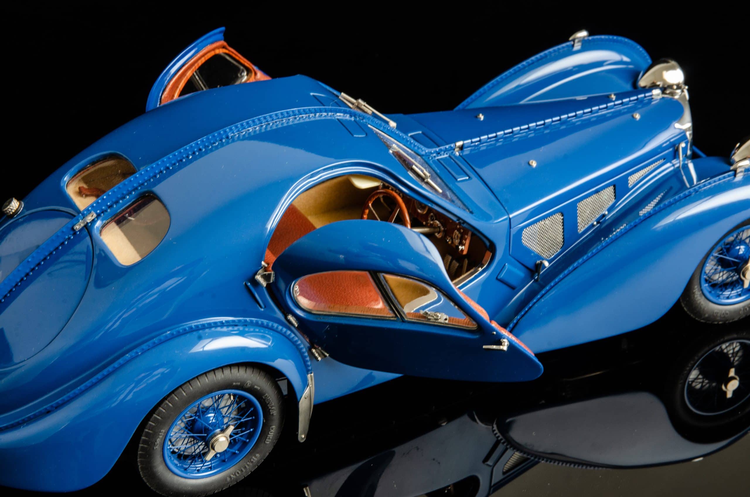 CMC Bugatti Typ 57 SC Atlantic Coupé, 1937 - 1/18 - Imagen 19