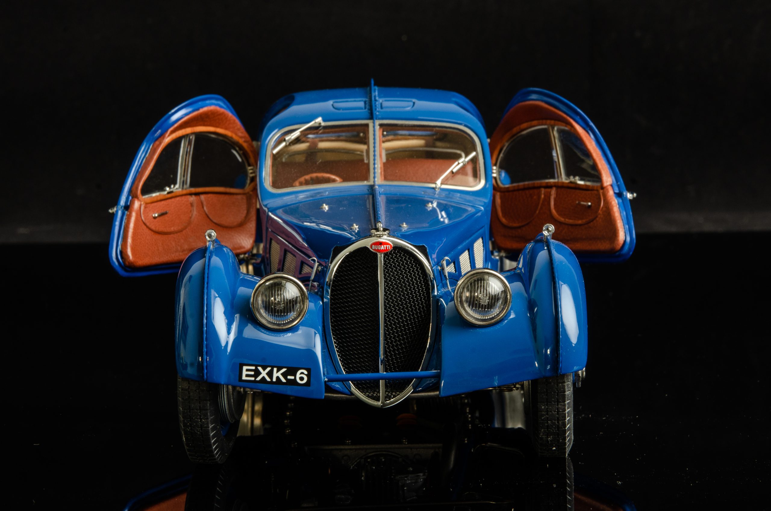 CMC Bugatti Typ 57 SC Atlantic Coupé, 1937 - 1/18 - Imagen 17
