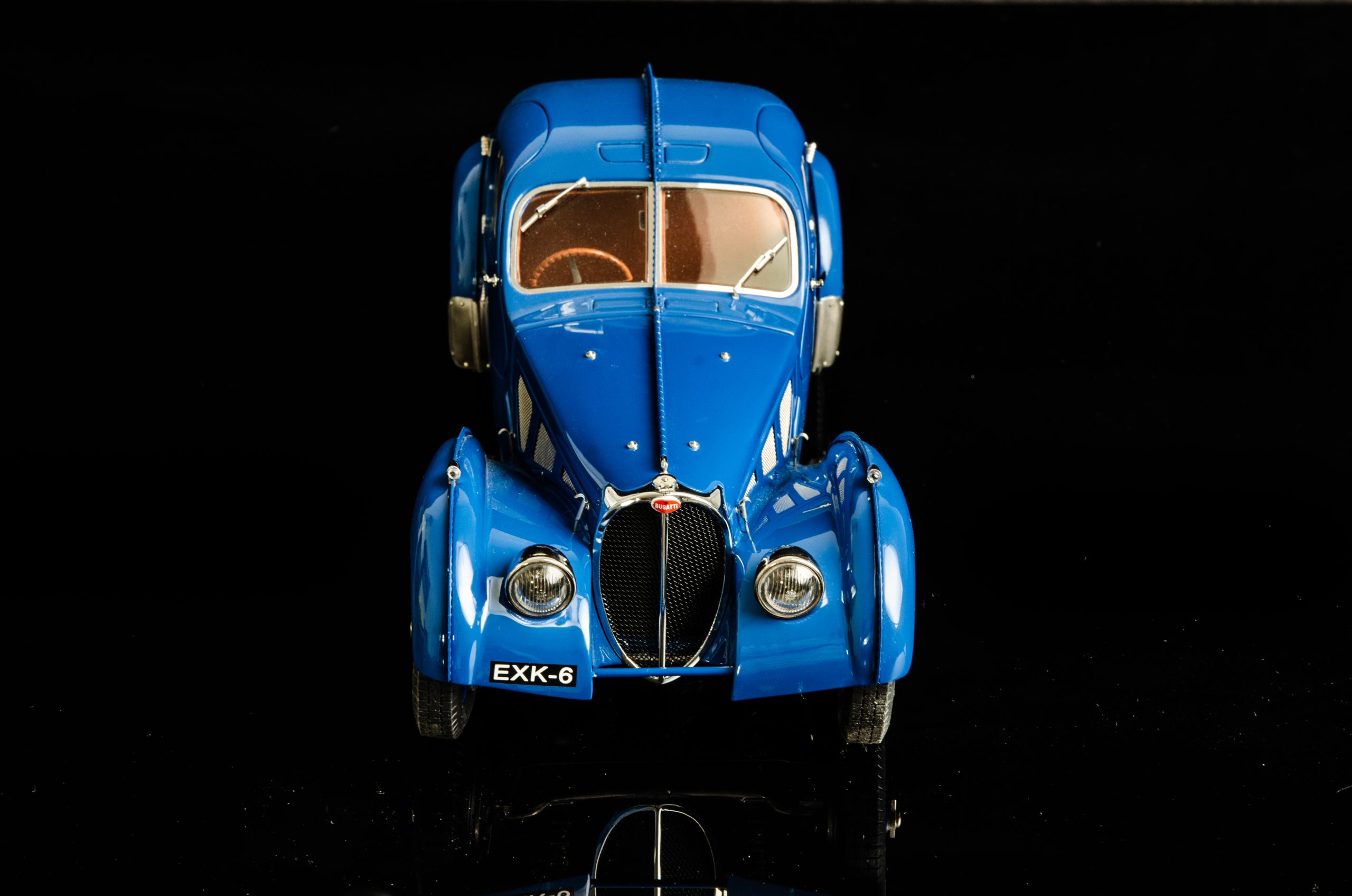 CMC Bugatti Typ 57 SC Atlantic Coupé, 1937 - 1/18 - Imagen 11