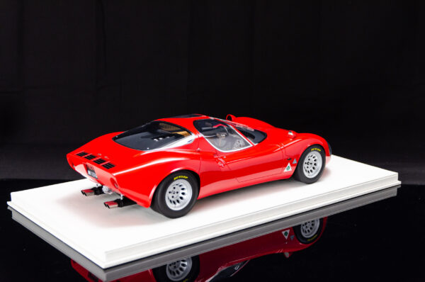 DMH Alfa Romeo 33 Coupe Stradale 1967 Museum Version 1:8 – Bild 4