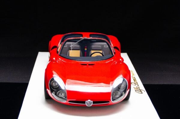 DMH Alfa Romeo 33 Coupe Stradale 1967 Museum Version 1:8 – Bild 8