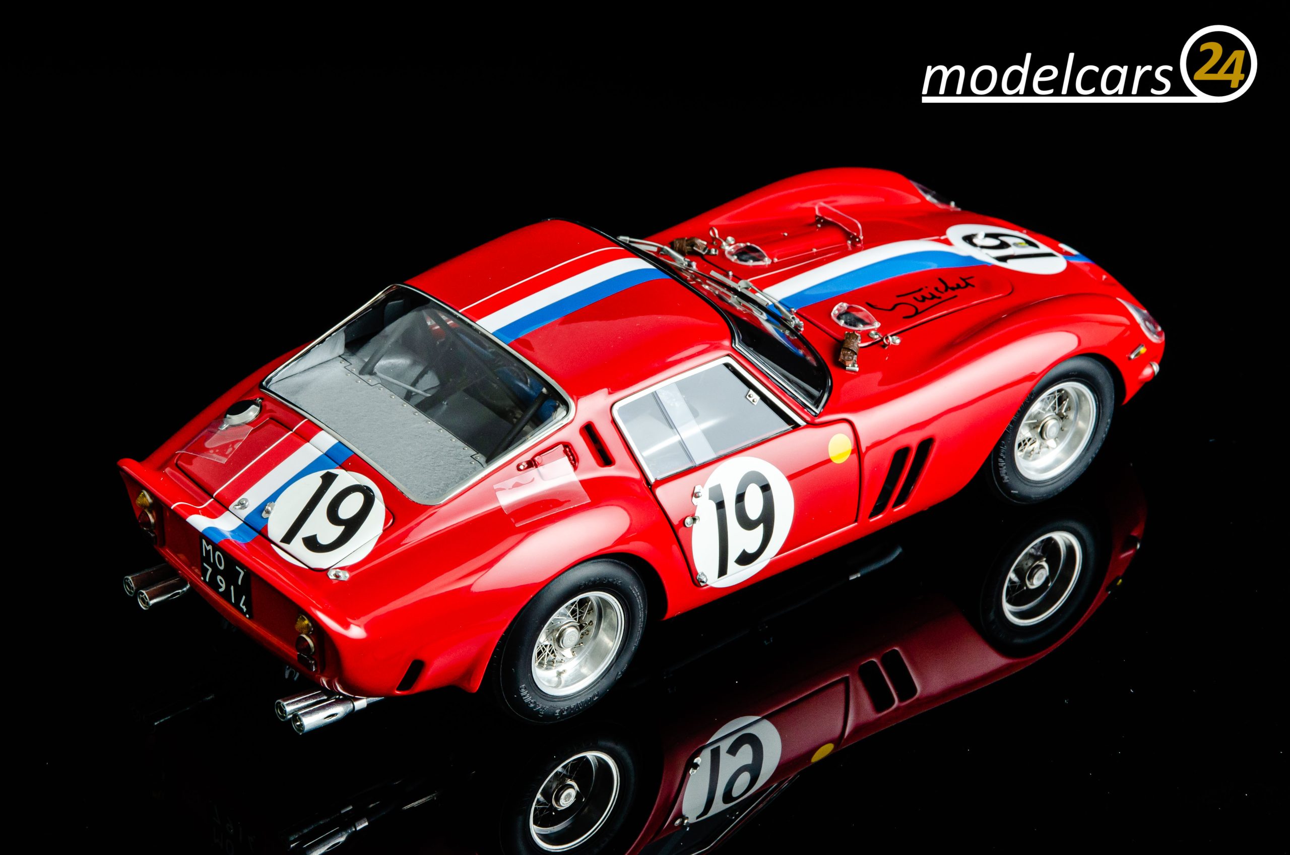 CMC Ferrari 250 GTO M-174 3