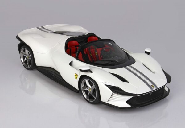 BBR Ferrari Daytona SP3 Icona Series Matt Metallic Italian White – Bild 5