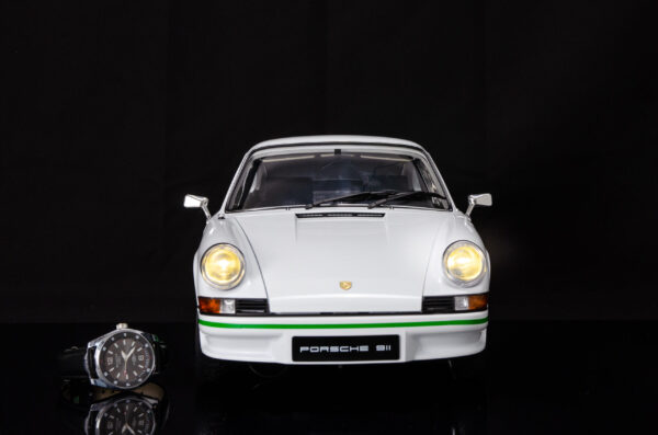Porsche 911 Carrera 2,7 RS weiß Fertigmodell 1:8 – Bild 2