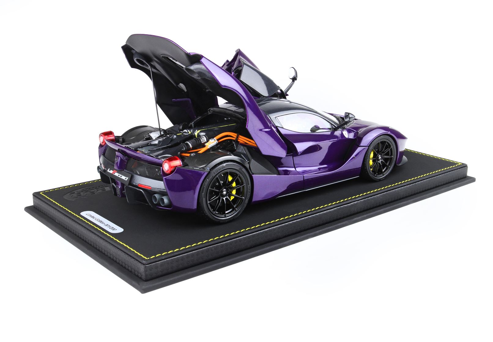 BBR Ferrari LaFerrari 2012 open diecast - SPECIAL PACK Purple Dubai- Viola Vio tailor made – Bild 2