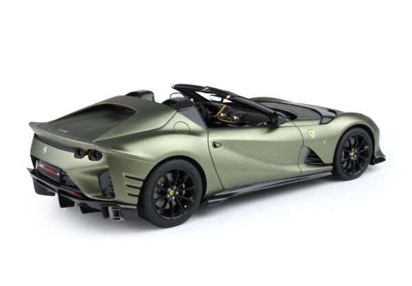 BBR Ferrari 812 Competizione A Matt Manzoni Green – Bild 3