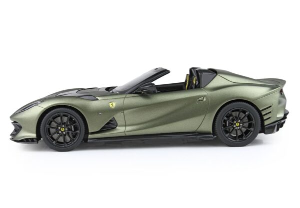 BBR Ferrari 812 Competizione A Matt Manzoni Green – Bild 2