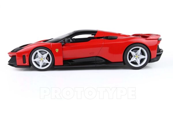 BBR Ferrari F80 Rosso Corsa - silver wheels – Bild 6