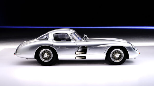 LEGRAND Mercedes-Benz 300 SLR Uhlenhaut Coupé 1/8 mit eingespeichten Rädern – Bild 10