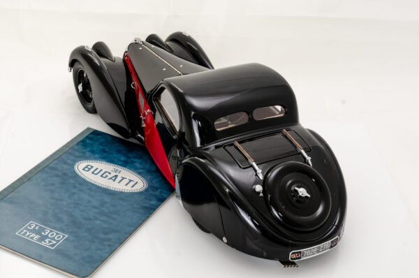Bauer Bugatti Type 57SC Atalante 1937 7828-Z75 one of 1500 1:12 – Bild 15