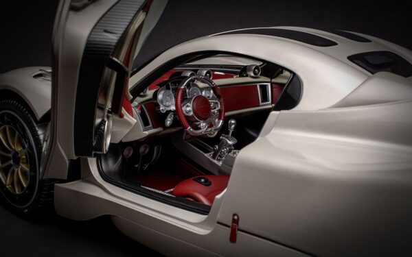 Pocher Pagani Utopia Coupé - Rinascimento Lucido Bausatz 1:8 – Bild 8
