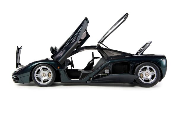 LCD Models Mclaren F1 XP5 grün – Bild 5