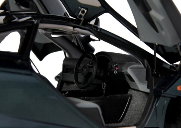 LCD Models Mclaren F1 XP5 grün – Bild 10