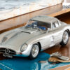 Legrand Mercedes-Benz 300 SLR Uhlenhaut Coupé 1/8 Fertigmodell
