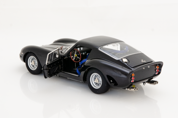 Martisan Ferrari 250 GTO Black sapphire metallic mit Kupferkarosserie one of 299 – Bild 24