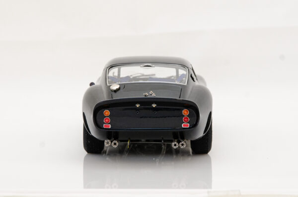 Martisan Ferrari 250 GTO Black sapphire metallic mit Kupferkarosserie one of 299 – Bild 8