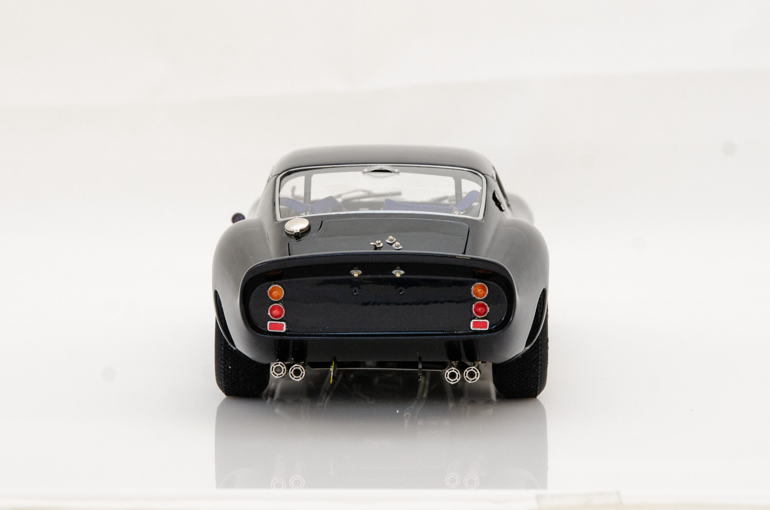 Martisan Ferrari 250 GTO Black sapphire metallic with copper