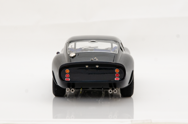 Martisan Ferrari 250 GTO Black sapphire metallic mit Kupferkarosserie one of 299 – Bild 26