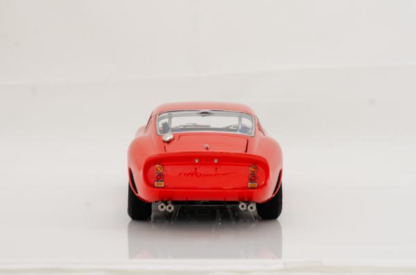 Martisan Ferrari 250 GTO Rosso Corsa mit Kupferkarosserie one of 199 – Bild 33