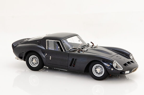 Martisan Ferrari 250 GTO Black sapphire metallic