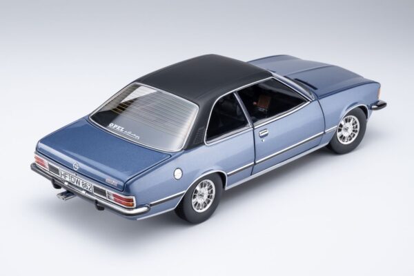 Touring Opel Commodore B GS/E Coupé 1975 - sapphire blue met 1:18 Diecast – Bild 3