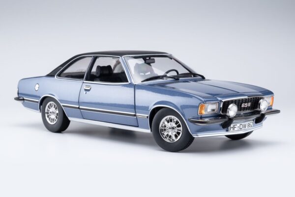 Touring Opel Commodore B GS/E Coupé 1975 - sapphire blue met 1:18 Diecast – Bild 4