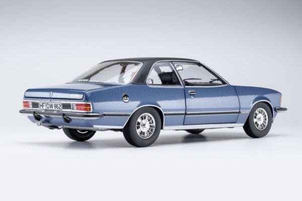 Touring Opel Commodore B GS/E Coupé 1975 - sapphire blue met 1:18 Diecast – Bild 5
