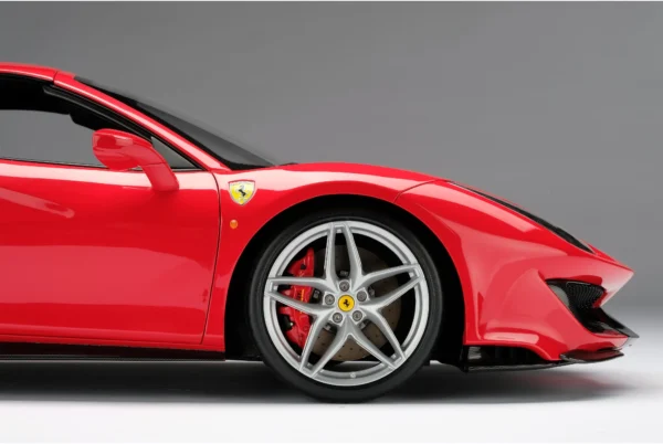 Amalgam Ferrari 488 Pista Spider (2018) | Limitierte Auflage 1:8 – Bild 11