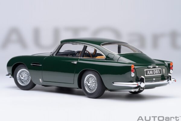 AUTOart Aston Martin DB5 (British Racing Green) – Bild 20