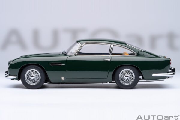 AUTOart Aston Martin DB5 (British Racing Green) – Bild 19