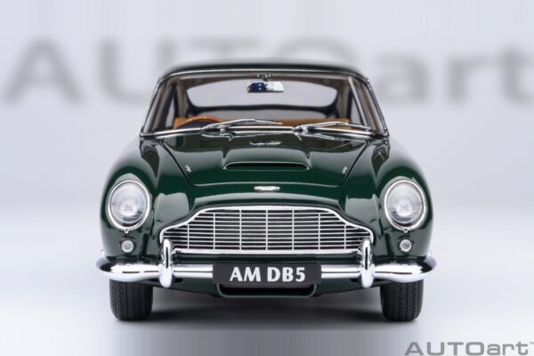 AUTOart Aston Martin DB5 (British Racing Green) – Bild 17