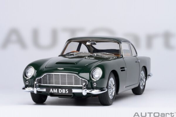 AUTOart Aston Martin DB5 (British Racing Green) – Bild 3