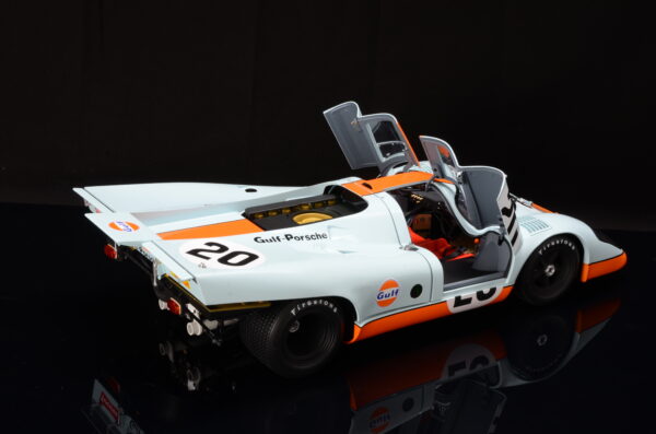 Porsche 917 Gulf Fertigmodell 1:8 – Bild 12