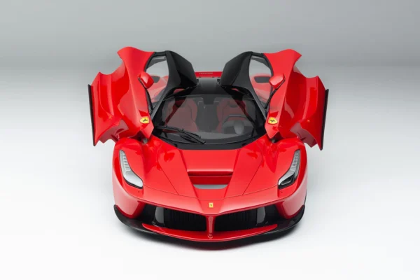 Amalgam Ferrari LaFerrari Red 1:8 – Bild 10