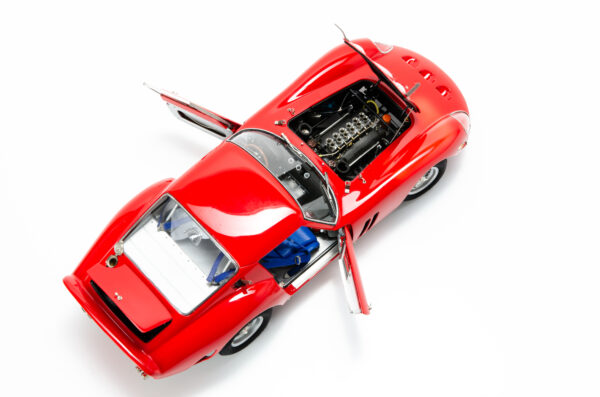 Martisan Ferrari 250 GTO Rosso Corsa AL mit Kupferkarosserie one of 199 – Bild 5