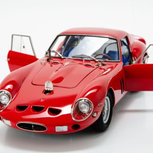 マルティザン フェラーリ 250GTO ロッソコルサ AL 銅製ボディ 199台中1台 - 1/18