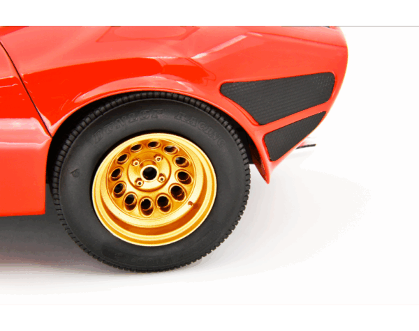 Laudoracing Alfa Romeo 33 Coupe Stradale 1967 D Version Museum 1:12 – Bild 11