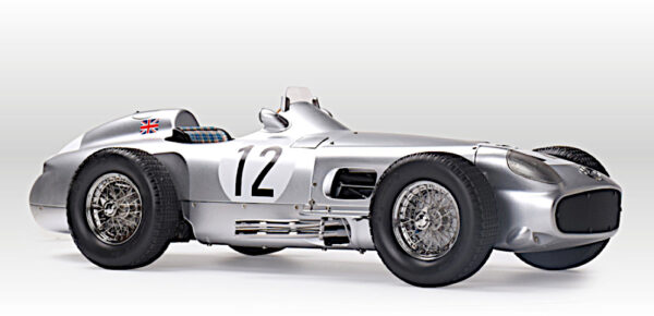 IXO Mercedes W196 Bausatz 1:8