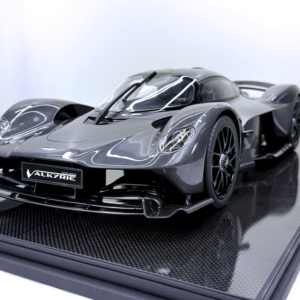 Frontiart Aston Martin Valkyrie Carbon Resin Model Car 1/8