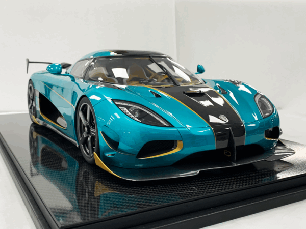 Frontiart Koenigsegg Agera RSR Ocean blue 1/8