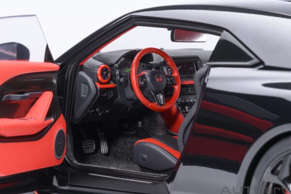 AUTOart NISSAN GT-R50 by ITALDESIGN (BLACK/MATT BLACK) – Bild 5